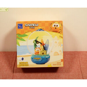 Pantasy Garfield Family Chill Island Buildable Brick Block Set 86801